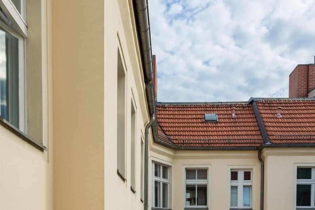 Zentrale Altbauwohnung Im Helmholtzkiez Berlín Exteriér fotografie