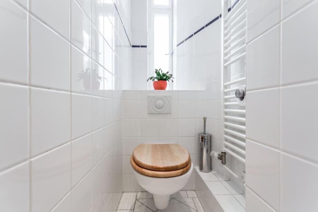 Zentrale Altbauwohnung Im Helmholtzkiez Berlín Exteriér fotografie