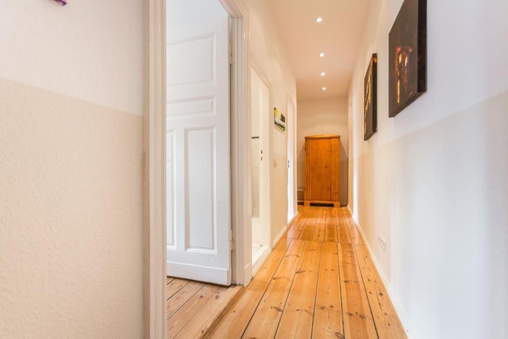 Zentrale Altbauwohnung Im Helmholtzkiez Berlín Exteriér fotografie