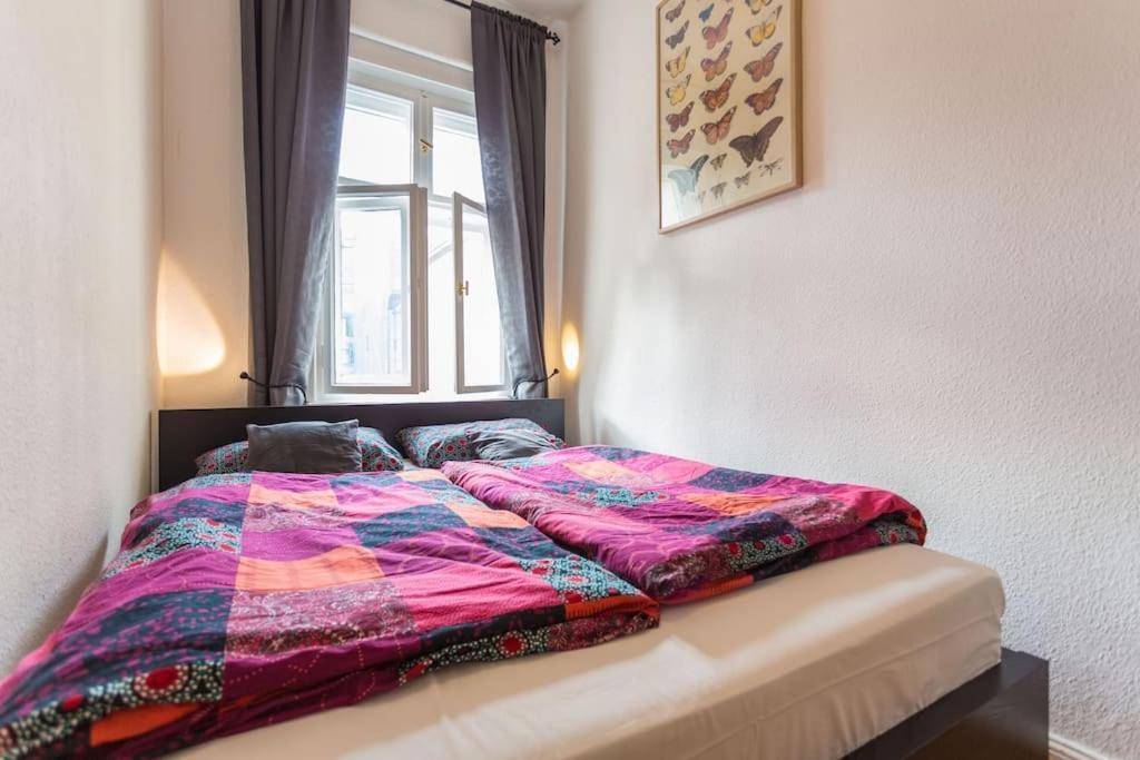 Zentrale Altbauwohnung Im Helmholtzkiez Berlín Exteriér fotografie